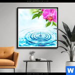 Poster Orchidee Wassertropfen Quadrat Produktvorschau mit dem Bild Orchidee & Wassertropfen im Format Quadrat.