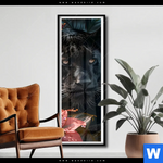 Poster Panther Und Rote Blueten Schmal Produktvorschau mit dem Bild Panther und rote Blüten im Format Schmal.