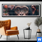 Poster Schimpanse Zwischen Blumen Panorama Produktvorschau mit dem Bild Schimpanse zwischen Blumen im Format Panorama.