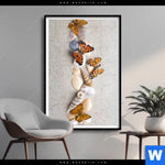 Poster Schmetterlinge Muscheln Im Sand Hochformat Produktvorschau mit dem Bild Schmetterlinge & Muscheln im Sand im Format Hochformat.