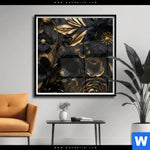 Poster Schwarze Und Goldene Blueten Quadrat Produktvorschau mit dem Bild Schwarze und goldene Blüten im Format Quadrat.