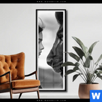 Poster Seelenblick Loewe Frau Schmal Produktvorschau mit dem Bild Seelenblick - Löwe & Frau im Format Schmal.