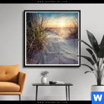 Poster Strandlandschaft Mit Gras Quadrat Produktvorschau mit dem Bild Strandlandschaft mit Gras im Format Quadrat.