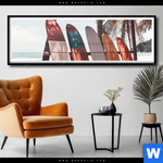 Poster Surfbretter Und Palmen Panorama Produktvorschau mit dem Bild Surfbretter und Palmen im Format Panorama.