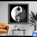 Poster Totenkopf Yin Yang Quadrat Produktvorschau mit dem Bild Totenkopf Yin Yang im Format Quadrat.