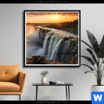 Poster Wasserfall Bei Abendsonne Quadrat Produktvorschau mit dem Bild Wasserfall bei Abendsonne im Format Quadrat.