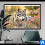 Poster Wolfsblick Im Fruehling Querformat Produktvorschau mit dem Bild Wolfsblick im Frühling im Format Querformat.
