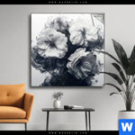 Spannbild Blumen Im Schwarzen Farbnebel Quadrat Produktvorschau mit dem Bild Blumen im schwarzen Farbnebel im Format Quadrat.