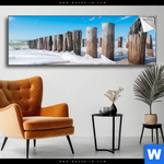 Spannbild Buhnen In Wellen Am Strand Panorama Produktvorschau mit dem Bild Buhnen in Wellen am Strand im Format Panorama.