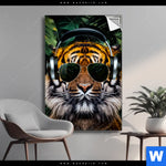 Spannbild Cooler Tiger Hochformat Produktvorschau mit dem Bild Cooler Tiger im Format Hochformat.