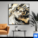 Spannbild Elegantes Gold Schwarzes Portraet Quadrat Produktvorschau mit dem Bild Elegantes gold-schwarzes Porträt im Format Quadrat.