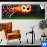 Spannbild Feuriger Fussball Panorama Produktvorschau mit dem Bild Feuriger Fussball im Format Panorama.