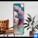 Spannbild Florales Frauenportraet Miona Schmal Produktvorschau mit dem Bild Florales Frauenporträt - Miona im Format Schmal.
