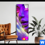 Spannbild Frau Im Neonlicht Schmal Produktvorschau mit dem Bild Frau im Neonlicht im Format Schmal.