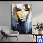 Spannbild Frau Martini Cocktail Hochformat Produktvorschau mit dem Bild Frau & Martini Cocktail im Format Hochformat.