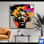 Spannbild Frau Mit Kopfhoerern Quadrat Produktvorschau mit dem Bild Frau mit Kopfhörern im Format Quadrat.