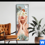 Spannbild Frauenportrait Mit Blumen Schmal Produktvorschau mit dem Bild Frauenportrait mit Blumen im Format Schmal.