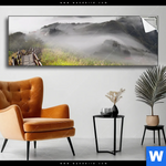 Spannbild Holztreppe Auf Berg Mit Wolken Panorama Produktvorschau mit dem Bild Holztreppe auf Berg mit Wolken im Format Panorama.
