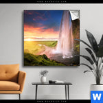 Spannbild Islaendischer Wasserfall Quadrat Produktvorschau mit dem Bild Isländischer Wasserfall im Format Quadrat.