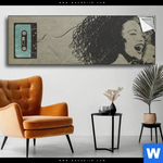 Spannbild Kassette Saengerin Panorama Produktvorschau mit dem Bild Kassette & Sängerin im Format Panorama.