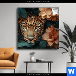 Spannbild Leopard Im Bluetenmeer Quadrat Produktvorschau mit dem Bild Leopard im Blütenmeer im Format Quadrat.