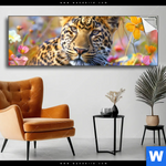 Spannbild Leopard In Bluehender Wildnis Panorama Produktvorschau mit dem Bild Leopard in blühender Wildnis im Format Panorama.