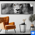 Spannbild Loewengesicht In Rauch Panorama Produktvorschau mit dem Bild Löwengesicht in Rauch im Format Panorama.