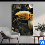 Spannbild Monstera Und Tukan Gold Hochformat Produktvorschau mit dem Bild Monstera und Tukan Gold im Format Hochformat.