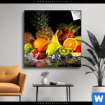 Spannbild Obst In Spritzendem Wasser Quadrat Produktvorschau mit dem Bild Obst-in spritzendem Wasser im Format Quadrat.