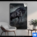 Spannbild Schwarzer Hengst Hochformat Produktvorschau mit dem Bild Schwarzer Hengst im Format Hochformat.
