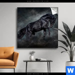 Spannbild Schwarzer Hengst Quadrat Produktvorschau mit dem Bild Schwarzer Hengst im Format Quadrat.