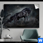 Spannbild Schwarzer Hengst Querformat Produktvorschau mit dem Bild Schwarzer Hengst im Format Querformat.