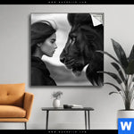 Spannbild Seelenblick Loewe Frau Quadrat Produktvorschau mit dem Bild Seelenblick - Löwe & Frau im Format Quadrat.