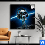 Spannbild Skelett Kopfhoerer Quadrat Produktvorschau mit dem Bild Skelett & Kopfhörer im Format Quadrat.