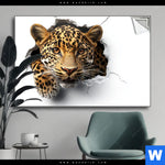Spannbild Wanddurchbruch Leopard Querformat Produktvorschau mit dem Bild Wanddurchbruch - Leopard im Format Querformat.