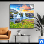 Spannbild Wasserfall Bei Sonnenuntergang Quadrat Produktvorschau mit dem Bild Wasserfall bei Sonnenuntergang im Format Quadrat.