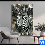 Spannbild Zebra Eleganz In Streifen Hochformat Produktvorschau mit dem Bild Zebra - Eleganz in Streifen im Format Hochformat.