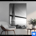 Wechselmotiv Bruecke Am Weiten Meer Hochformat Produktvorschau mit dem Bild Brücke am weiten Meer im Format Hochformat.