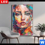 Wechselmotiv Dia Abstraktes Frauenportraet Aurora Hochformat Produktvorschau mit dem Bild Abstraktes Frauenporträt Aurora im Format Hochformat.