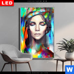 Wechselmotiv Dia Abstraktes Frauenportraet Scarlett Hochformat Produktvorschau mit dem Bild Abstraktes Frauenporträt Scarlett im Format Hochformat.