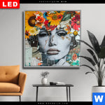 Wechselmotiv Dia Angelina Frau Mit Blumen Im Haar Quadrat Produktvorschau mit dem Bild Angelina - Frau mit Blumen im Haar im Format Quadrat.