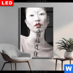 Wechselmotiv Dia Asiatische Schoenheit Hochformat Produktvorschau mit dem Bild Asiatische Schönheit im Format Hochformat.