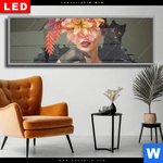 Wechselmotiv Dia Blumenportrait Einer Frau Panorama Produktvorschau mit dem Bild Blumenportrait einer Frau im Format Panorama.