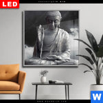 Wechselmotiv Dia Buddha Erleuchtung Im Dunkeln Quadrat Produktvorschau mit dem Bild Buddha - Erleuchtung im Dunkeln im Format Quadrat.