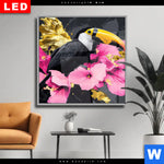 Wechselmotiv Dia Exotischer Tukan Mit Blueten Quadrat Produktvorschau mit dem Bild Exotischer Tukan mit Blüten im Format Quadrat.