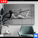 Wechselmotiv Dia Frau Gitarre No 2 Querformat Produktvorschau mit dem Bild Frau & Gitarre No.2 im Format Querformat.