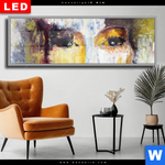 Wechselmotiv Dia Frau Martini Cocktail Panorama Produktvorschau mit dem Bild Frau & Martini Cocktail im Format Panorama.