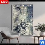 Wechselmotiv Dia Freiheitsstatue Im Sandsturm Hochformat Produktvorschau mit dem Bild Freiheitsstatue im Sandsturm im Format Hochformat.