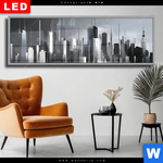 Wechselmotiv Dia Futuristische Skyline Panorama Produktvorschau mit dem Bild Futuristische Skyline im Format Panorama.