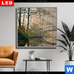 Wechselmotiv Dia Idyllischer Wald Mit Bruecke Quadrat Produktvorschau mit dem Bild Idyllischer Wald mit Brücke im Format Quadrat.